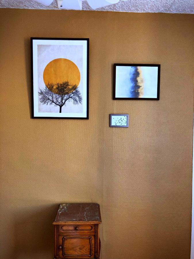 Le Relais Montois Hotel Pontorson Bagian luar foto